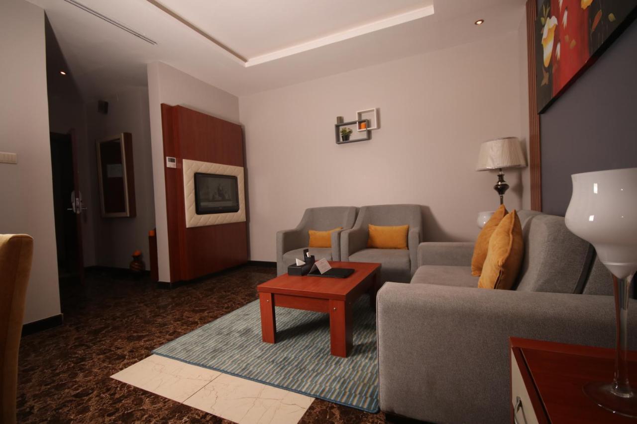 Tobal Al Zahra Hotel Apartments Джедда Экстерьер фото