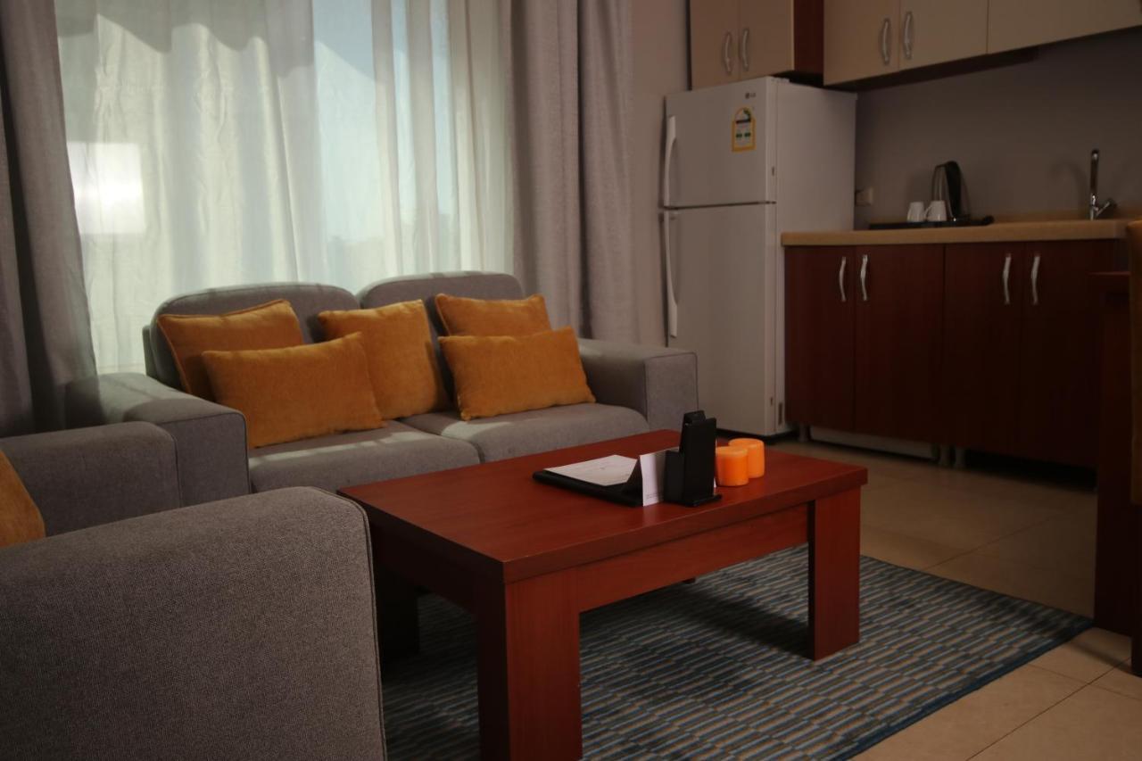 Tobal Al Zahra Hotel Apartments Джедда Экстерьер фото