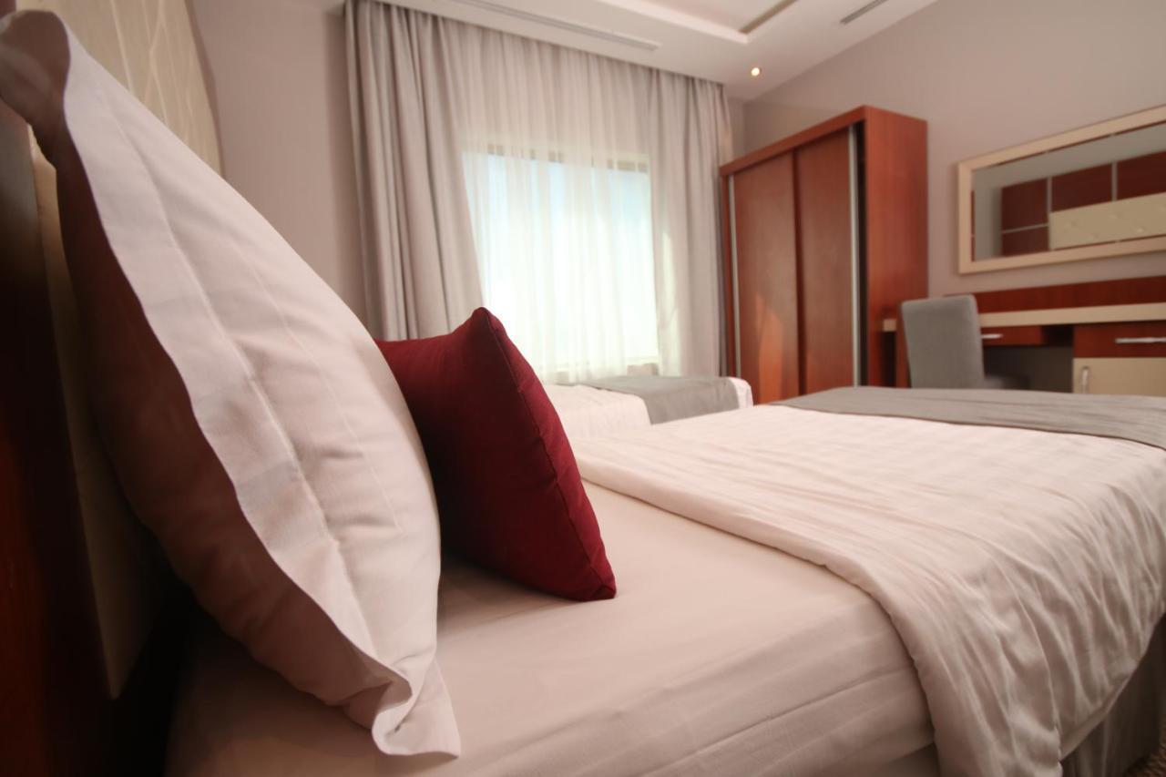 Tobal Al Zahra Hotel Apartments Джедда Экстерьер фото