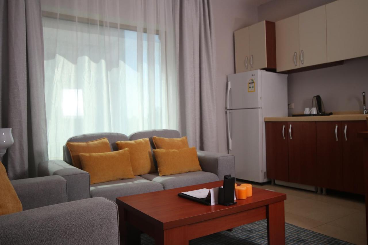 Tobal Al Zahra Hotel Apartments Джедда Экстерьер фото